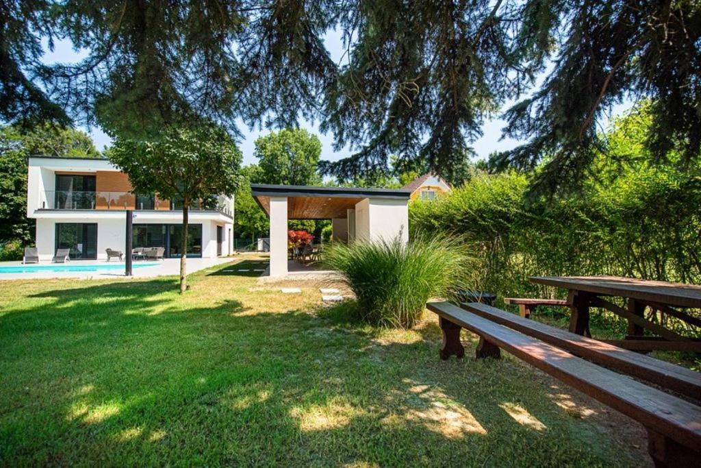 Bony Resort Szarvas Esterno foto